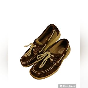 Eastland Vintage womens Solstice lace up shoes. Size 8M. Brown & Beige.